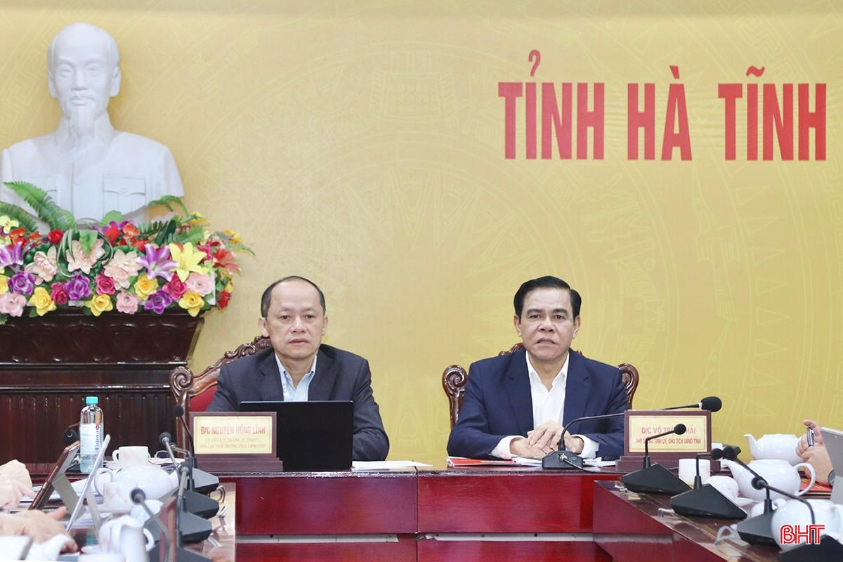 Chủ tịch UBND tỉnh Võ Trọng Hải - Trưởng ban Chỉ đạo Chuyển đổi số tỉnh, Trưởng ban Chỉ đạo cải cách hành chính tỉnh, Tổ trưởng Tổ công tác triển khai Đề án 06 và Phó Chủ tịch Thường trực UBND tỉnh điều hành tại điểm cầu Hà Tĩnh Chủ tịch UBND tỉnh Võ Trọng Hải - Trưởng ban Chỉ đạo Chuyển đổi số tỉnh, Trưởng ban Chỉ đạo cải cách hành chính tỉnh, Tổ trưởng Tổ công tác triển khai Đề án 06 và Phó Chủ tịch Thường trực UBND tỉnh điều hành tại điểm cầu Hà Tĩnh